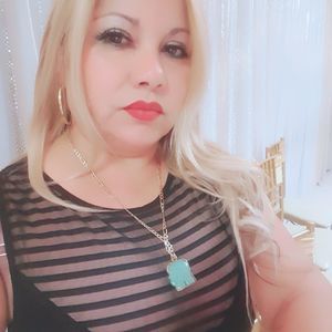 Meet your Posher, Lorena